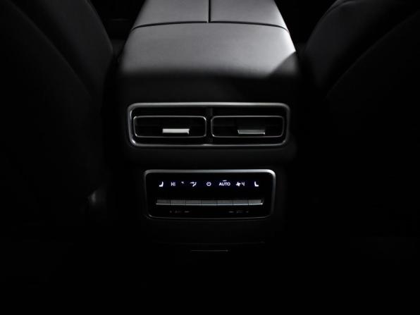 Li Auto (Lixiang) L7 I с пробегом 2023 года, цена 5 499 000 рублей, 76359 км, внедорожник, Автокод Объявления