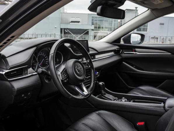Mazda 6 III (GJ) Рестайлинг 2 с пробегом 2018 года, цена 2 478 000 рублей, 97398 км, седан, Автокод Объявления