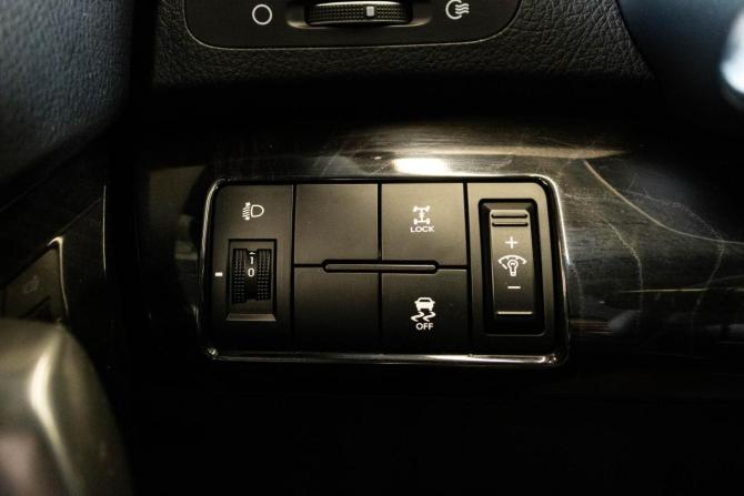 Kia Sorento II Рестайлинг с пробегом 2013 года, цена 1 699 000 рублей, 162361 км, внедорожник, Автокод Объявления