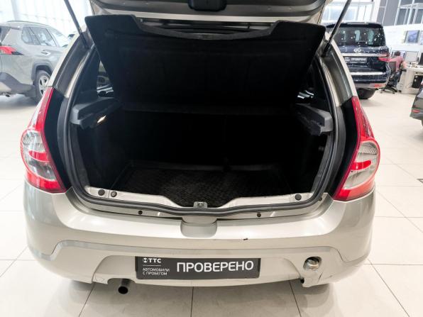 Renault Sandero I с пробегом 2011 года, цена 399 000 рублей, 207720 км, хэтчбек, Автокод Объявления