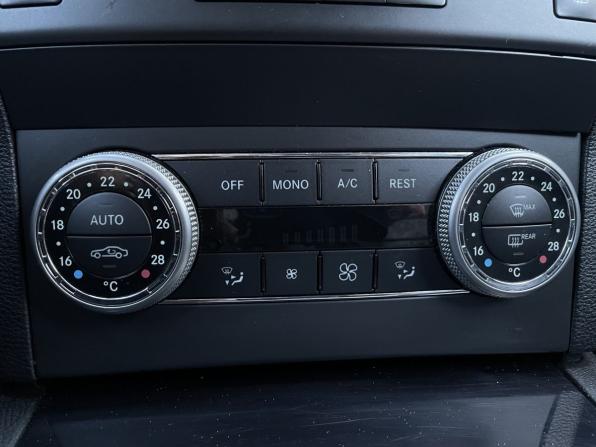 Mercedes-Benz GLK-Класс I (X204) с пробегом 2010 года, цена 990 000 рублей, 312053 км, внедорожник, Автокод Объявления