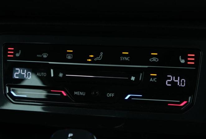 Volkswagen Tiguan II Рестайлинг с пробегом 2021 года, цена 2 795 000 рублей, 107388 км, внедорожник, Автокод Объявления