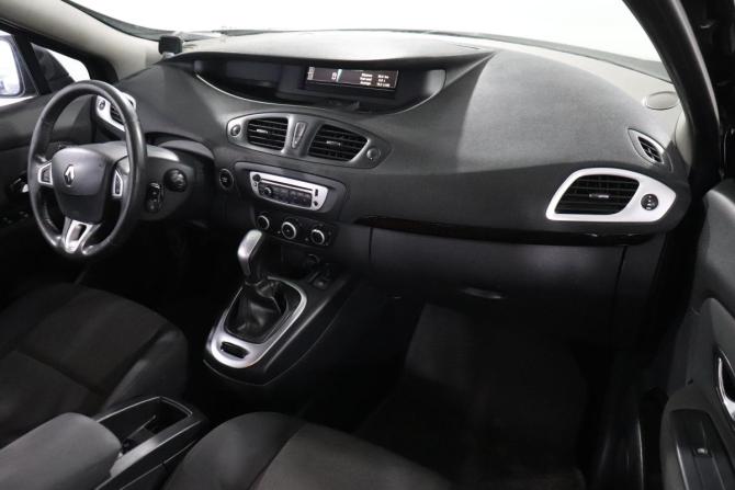 Renault Scenic III Рестайлинг с пробегом 2012 года, цена 789 000 рублей, 290000 км, минивэн, Автокод Объявления