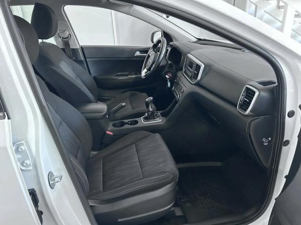Kia Sportage IV Рестайлинг с пробегом 2019 года, цена 1 738 000 рублей, 170000 км, внедорожник, Автокод Объявления