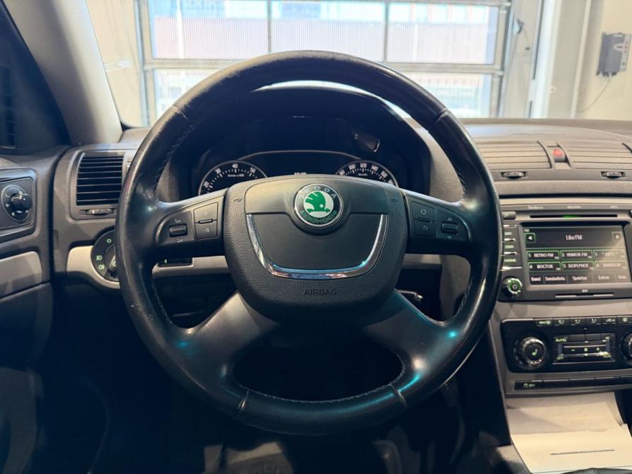 Skoda Octavia II (A5) Рестайлинг Москва  - изображение 14
