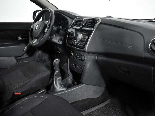 Renault Sandero II с пробегом 2016 года, цена 869 000 рублей, 146092 км, хэтчбек, Автокод Объявления