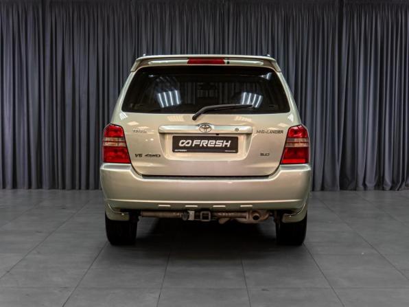 Toyota Highlander I (XU20) с пробегом 2002 года, цена 1 079 000 рублей, 216796 км, внедорожник, Автокод Объявления