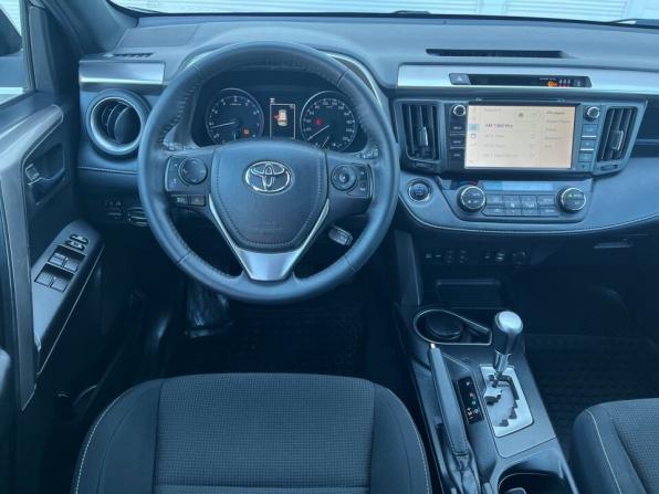 Toyota RAV4 IV (XA40) Рестайлинг с пробегом 2018 года, цена 2 790 000 рублей, 115980 км, внедорожник, Автокод Объявления