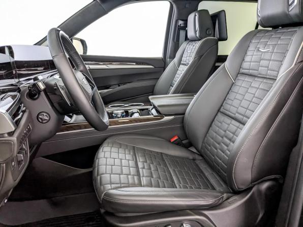 Cadillac Escalade-V I Рестайлинг с пробегом 2025 года, цена 17 500 000 рублей, 17126 км, внедорожник, Автокод Объявления