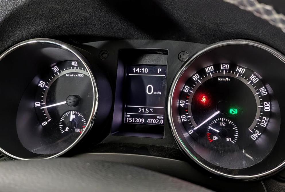 Skoda Yeti I Рестайлинг Волгоград  - изображение 15