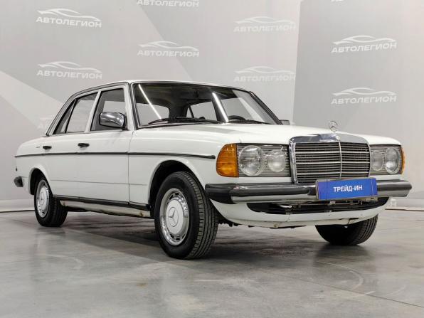 Mercedes-Benz W123 с пробегом 1979 года, цена 1 280 000 рублей, 313000 км, седан, Автокод Объявления