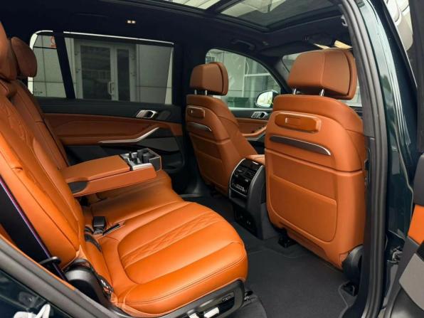 BMW X7 I (G07) Рестайлинг с пробегом 2026 года, цена 17 850 000 рублей, 10 км, внедорожник, Автокод Объявления