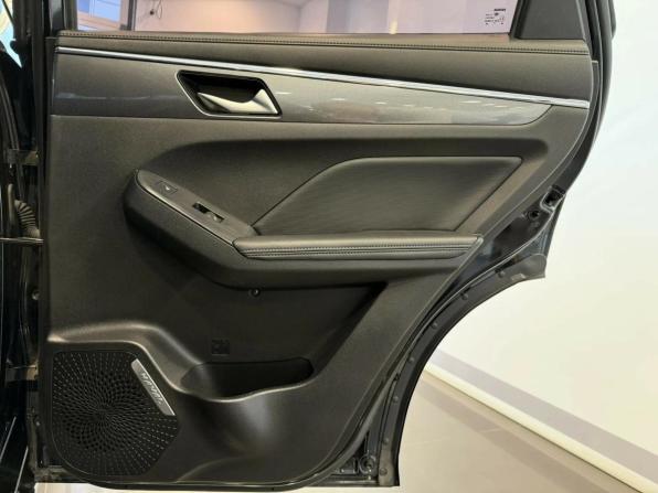 Haval Jolion I с пробегом 2022 года, цена 1 630 000 рублей, 115998 км, внедорожник, Автокод Объявления