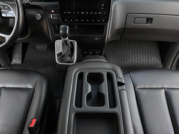 Hyundai Staria I с пробегом 2021 года, цена 4 000 000 рублей, 100120 км, минивэн, Автокод Объявления