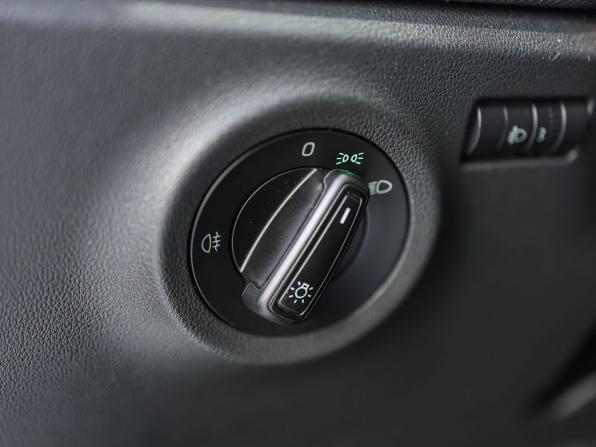 Skoda Rapid I Рестайлинг с пробегом 2020 года, цена 1 349 000 рублей, 63896 км, лифтбек, Автокод Объявления