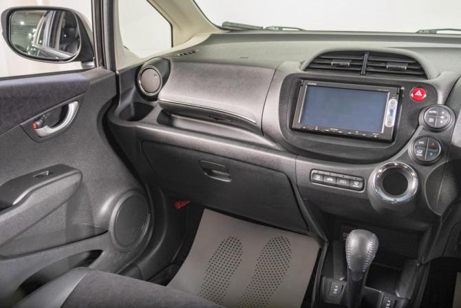 Honda Fit Shuttle I Рестайлинг с пробегом 2014 года, цена 999 000 рублей, 150100 км, универсал, Автокод Объявления