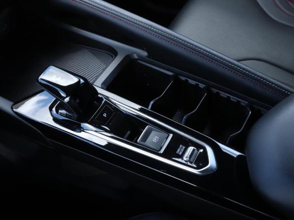 Geely Coolray I Рестайлинг с пробегом 2024 года, цена 2 100 000 рублей, 41068 км, внедорожник, Автокод Объявления
