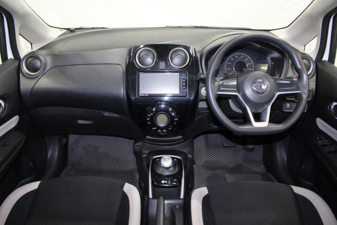 Nissan Note II Рестайлинг с пробегом 2017 года, цена 979 000 рублей, 172000 км, хэтчбек, Автокод Объявления