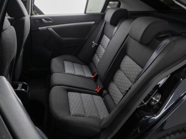 Skoda Octavia II (A5) Рестайлинг с пробегом 2013 года, цена 989 000 рублей, 110278 км, лифтбек, Автокод Объявления