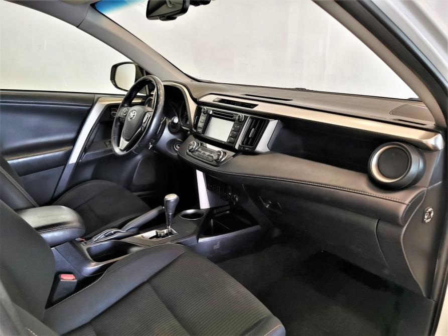 Toyota RAV4 IV (XA40) Москва  - изображение 12