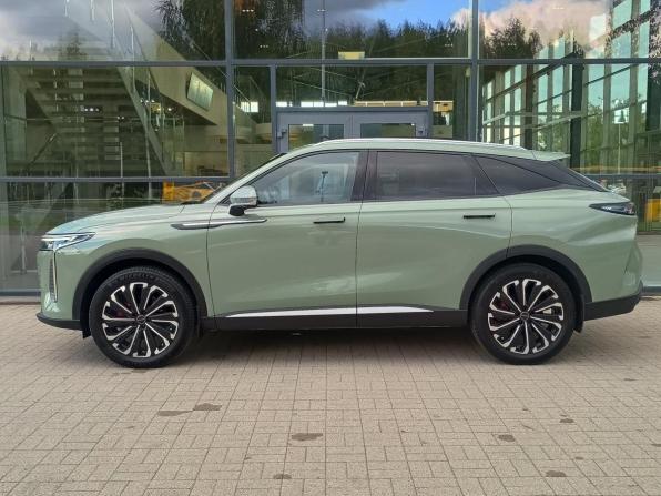 Exeed RX с пробегом 2023 года, цена 2 900 000 рублей, 26221 км, внедорожник, Автокод Объявления