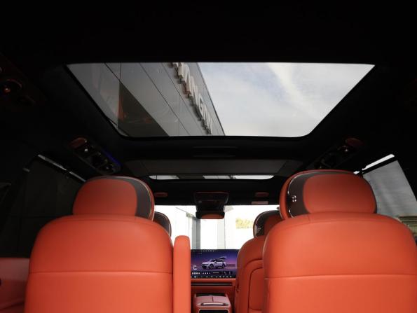 Lynk &amp; Co 900 с пробегом 2025 года, цена 8 898 000 рублей, 5723 км, внедорожник, Автокод Объявления