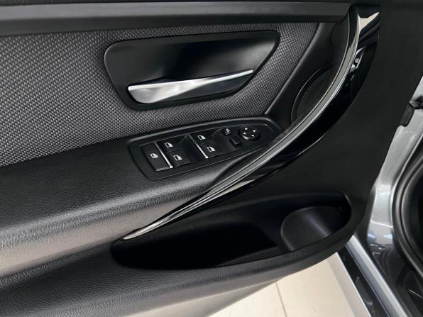 BMW 3 серии VI (F3x) Рестайлинг с пробегом 2018 года, цена 2 050 000 рублей, 103758 км, седан, Автокод Объявления