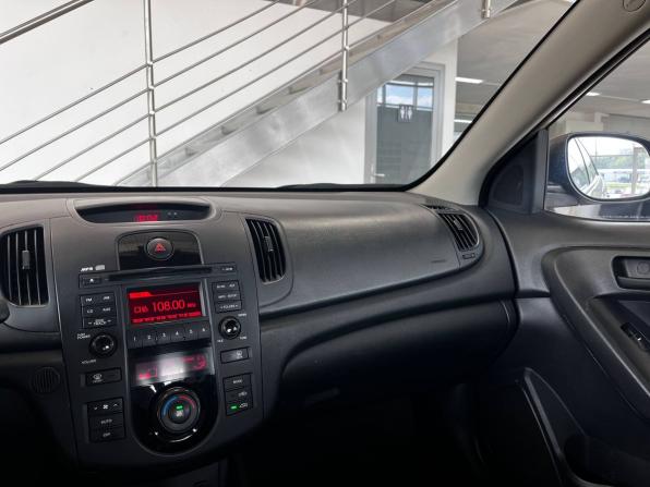 Kia Cerato II с пробегом 2009 года, цена 799 900 рублей, 210000 км, седан, Автокод Объявления