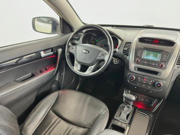 Kia Sorento II Рестайлинг с пробегом 2018 года, цена 1 999 000 рублей, 167710 км, внедорожник, Автокод Объявления