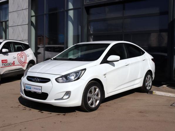 Hyundai Solaris I с пробегом 2014 года, цена 769 000 рублей, 150000 км, седан, Автокод Объявления