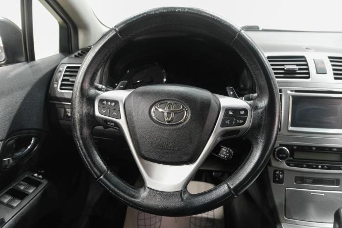 Toyota Avensis III Рестайлинг с пробегом 2012 года, цена 1 529 000 рублей, 165500 км, седан, Автокод Объявления