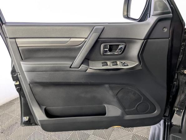 Mitsubishi Pajero IV Рестайлинг 2 с пробегом 2014 года, цена 2 240 000 рублей, 150492 км, внедорожник, Автокод Объявления
