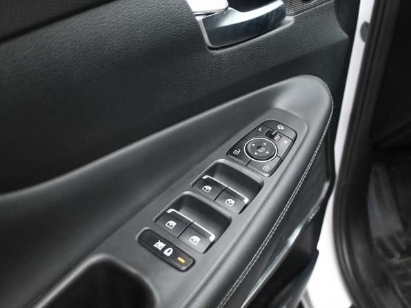 Hyundai Santa Fe IV с пробегом 2020 года, цена 3 119 900 рублей, 122683 км, внедорожник, Автокод Объявления
