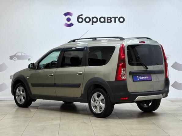 Lada (ВАЗ) Largus I с пробегом 2018 года, цена 1 020 000 рублей, 106122 км, универсал, Автокод Объявления