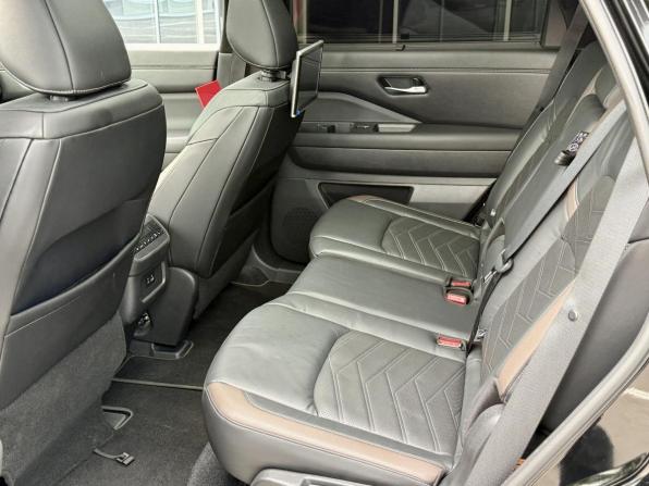 Nissan Pathfinder V с пробегом 2021 года, цена 4 737 000 рублей, 32040 км, внедорожник, Автокод Объявления