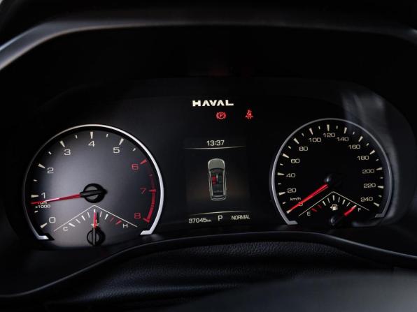 Haval Jolion I Рестайлинг с пробегом 2024 года, цена 2 015 000 рублей, 37045 км, внедорожник, Автокод Объявления