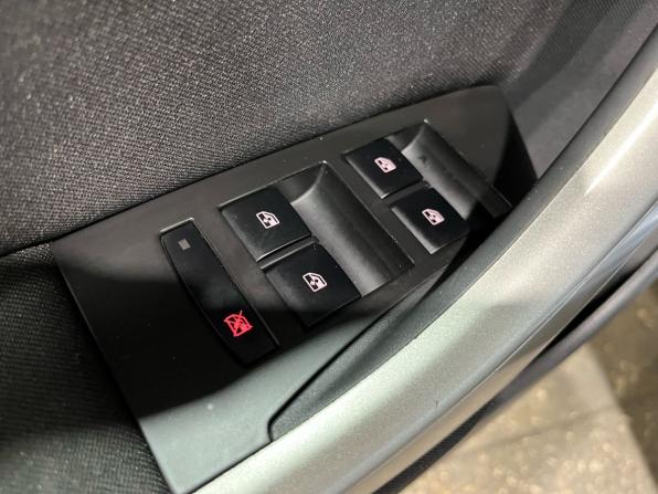 Opel Astra J с пробегом 2011 года, цена 529 000 рублей, 143118 км, хэтчбек, Автокод Объявления