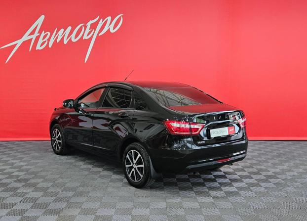 Lada (ВАЗ) Vesta I с пробегом 2019 года, цена 805 000 рублей, 184118 км, седан, Автокод Объявления