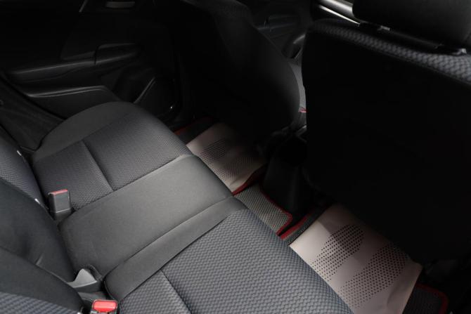 Honda Fit III Рестайлинг с пробегом 2019 года, цена 1 169 000 рублей, 92200 км, хэтчбек, Автокод Объявления