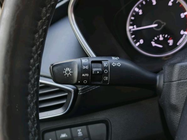 Hyundai Santa Fe IV с пробегом 2018 года, цена 2 719 000 рублей, 163456 км, внедорожник, Автокод Объявления