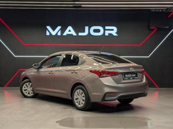 Hyundai Solaris II с пробегом 2018 года, цена 1 220 000 рублей, 155378 км, седан, Автокод Объявления