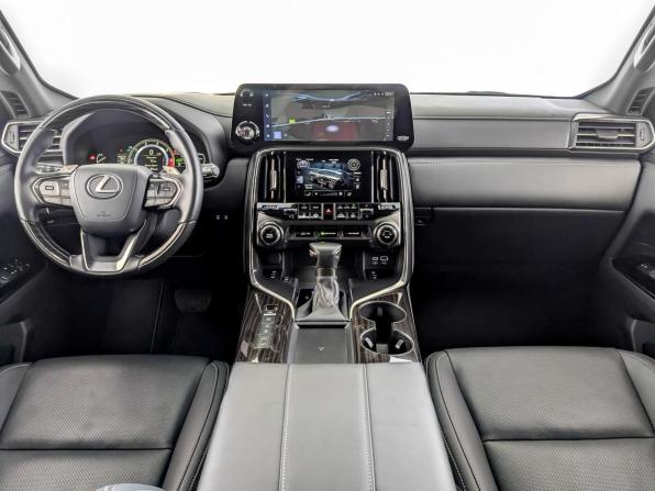 Lexus LX IV с пробегом 2025 года, цена 19 500 000 рублей, 15160 км, внедорожник, Автокод Объявления