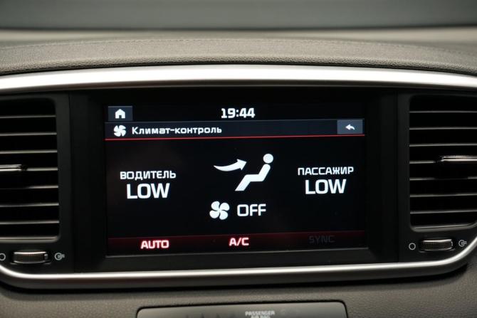 Kia Sportage IV Рестайлинг с пробегом 2020 года, цена 2 551 000 рублей, 122370 км, внедорожник, Автокод Объявления