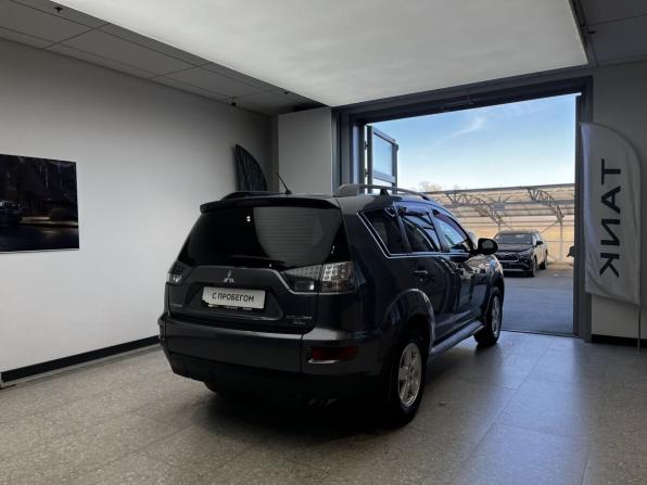 Mitsubishi Outlander II Рестайлинг с пробегом 2012 года, цена 1 360 000 рублей, 195200 км, внедорожник, Автокод Объявления