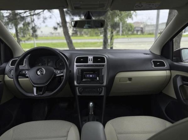 Volkswagen Polo V Рестайлинг с пробегом 2016 года, цена 1 480 000 рублей, 73624 км, седан, Автокод Объявления
