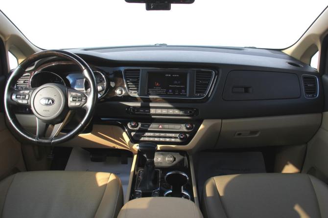 Kia Carnival III с пробегом 2019 года, цена 2 940 300 рублей, 118124 км, минивэн, Автокод Объявления
