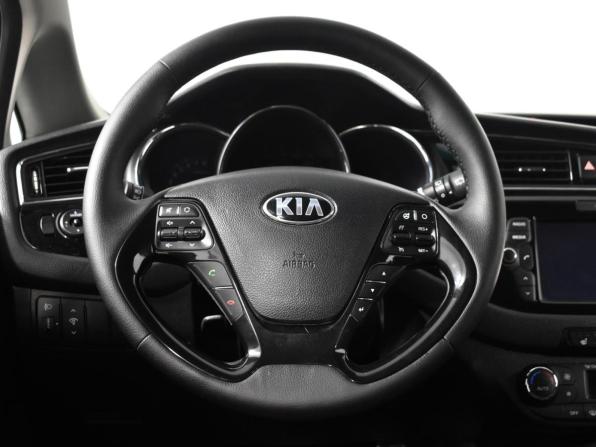 Kia Ceed II Рестайлинг с пробегом 2016 года, цена 1 185 200 рублей, 168907 км, универсал, Автокод Объявления