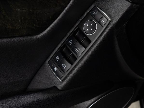 Mercedes-Benz C-Класс III (W204) Рестайлинг с пробегом 2012 года, цена 1 487 000 рублей, 117013 км, седан, Автокод Объявления