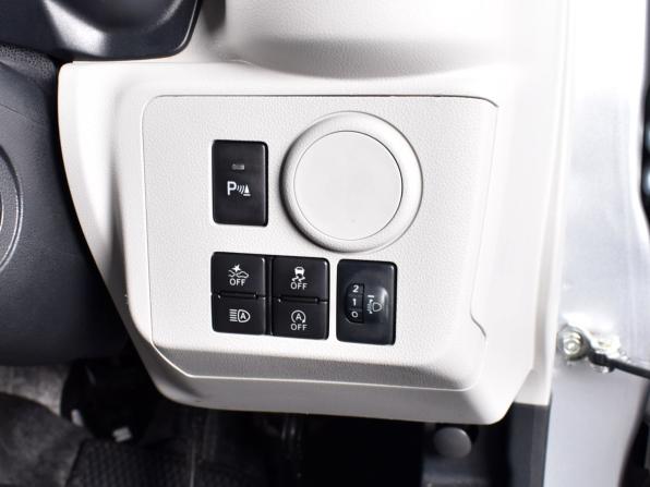 Daihatsu Mira e:S II с пробегом 2019 года, цена 822 999 рублей, 52310 км, хэтчбек, Автокод Объявления
