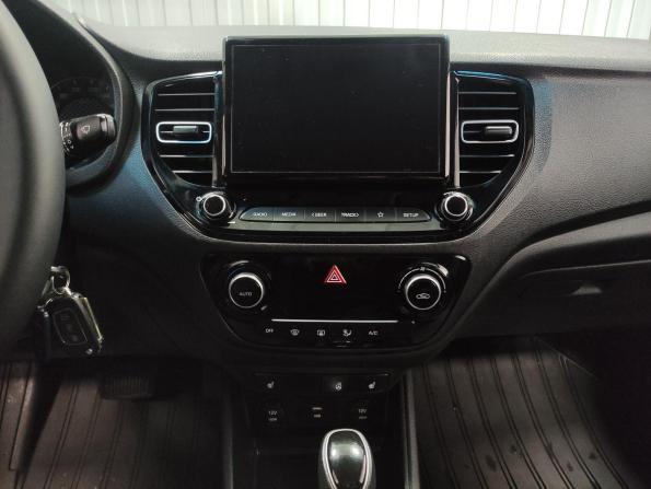 Hyundai Solaris II Рестайлинг с пробегом 2021 года, цена 1 495 000 рублей, 164480 км, седан, Автокод Объявления